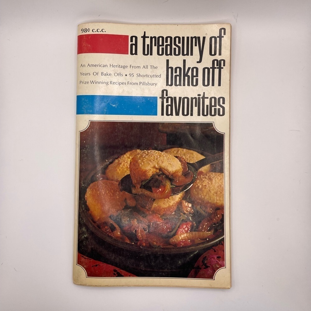 Pillsbury A‎ Treasury Of Bake Off Favorites Vintage Cookbook Kitchen Paperwork